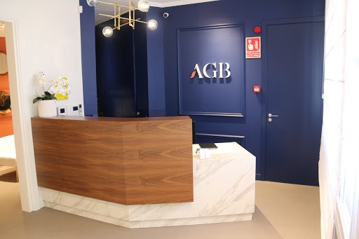 Clínica De Cirugia Plàstica I Medicina Estètica A Barcelona: Agb