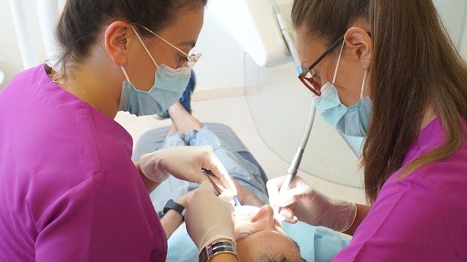 Negocio Clínica Dental Alai