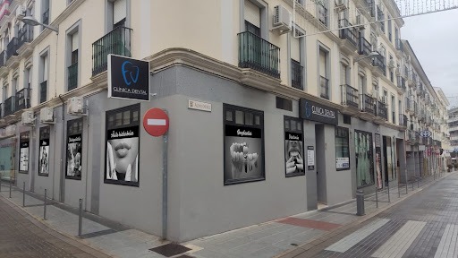 Negocio Clínica Dental Esteban Gómez
