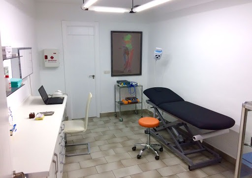 Clínica Dermoestética Jaén Paseo 25, Clínica Estética | Peeling | Hialurónico